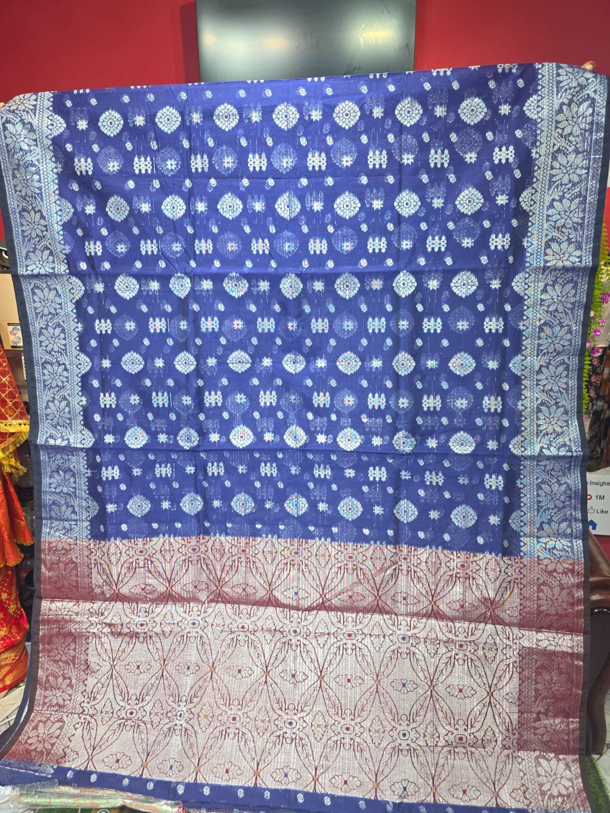 নারীদের শাড়ি